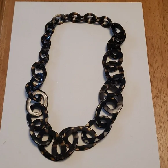 NEST Spotted Horn Link Necklace - Picture 3 of 11